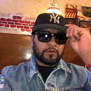 Meet your Posher, Omar